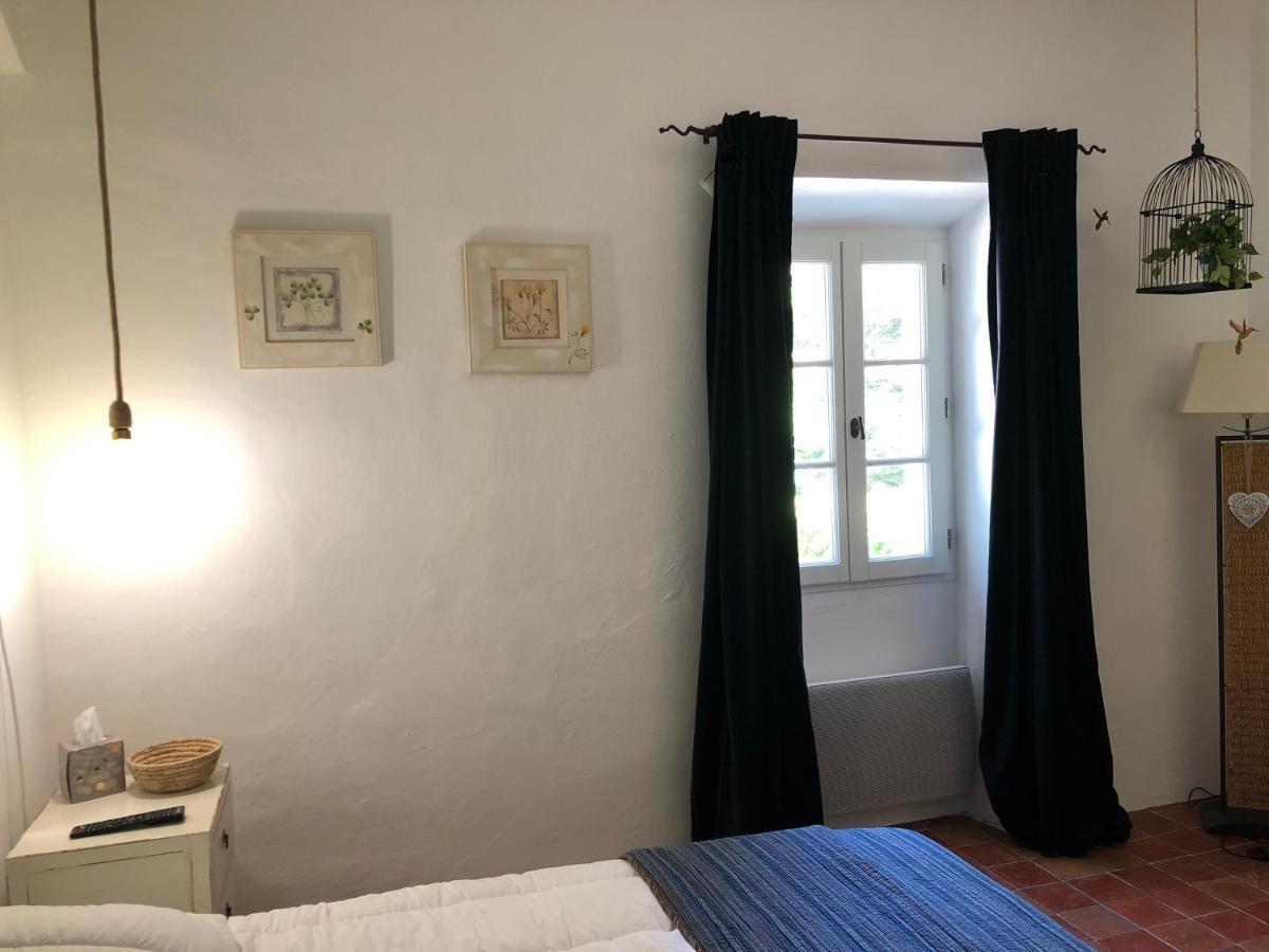 Montjoia Bed and Breakfast LʼIsle-sur-la-Sorgue Eksteriør billede