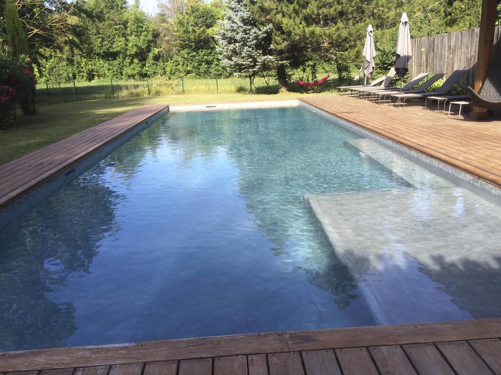 Montjoia Bed and Breakfast LʼIsle-sur-la-Sorgue Eksteriør billede